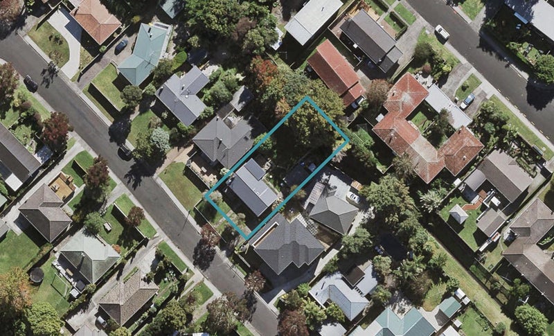 21 Lynden Avenue, Hillcrest, Auckland - Carousel 1