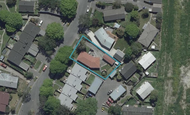 25 Clivedon Place, Redwood, Christchurch - Carousel 1