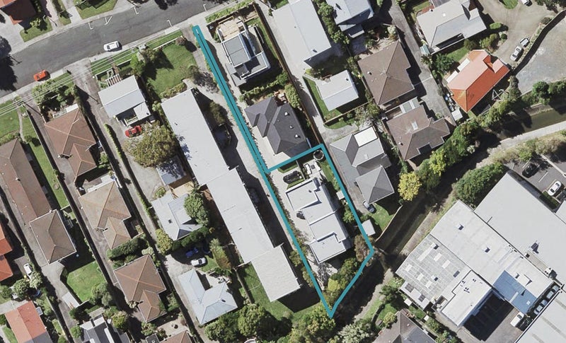 2/0 Wolsley Avenue, Milford, Auckland - Carousel 1