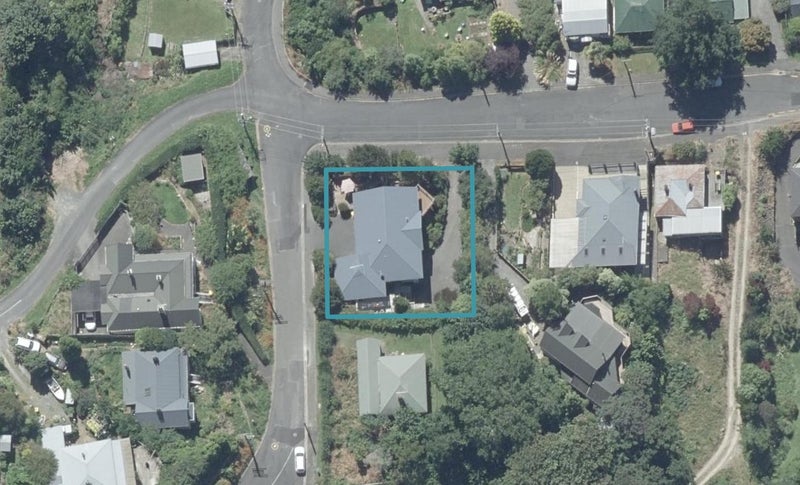 36 Harbour Terrace, Careys Bay, Port Chalmers - Carousel 1