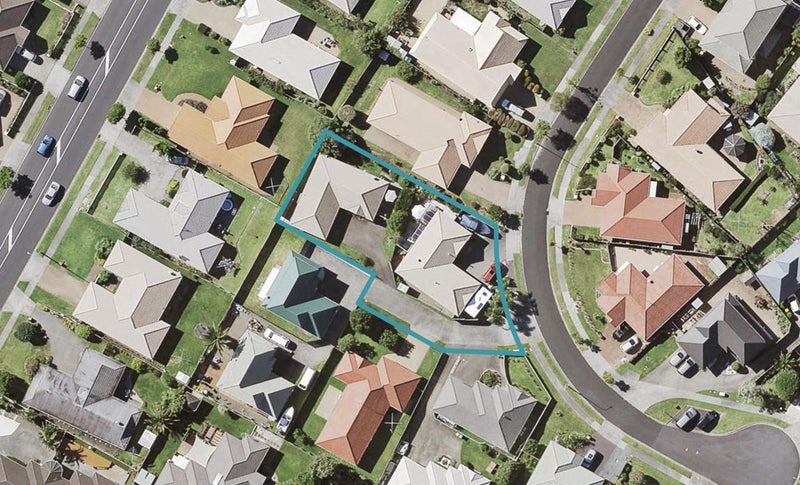 2/9 Casabella Court, Northpark, Auckland - Carousel 1