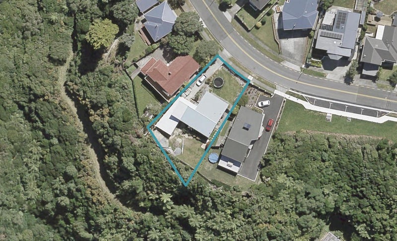 24 Mulberry Street, Maungaraki, Lower Hutt - Carousel 1