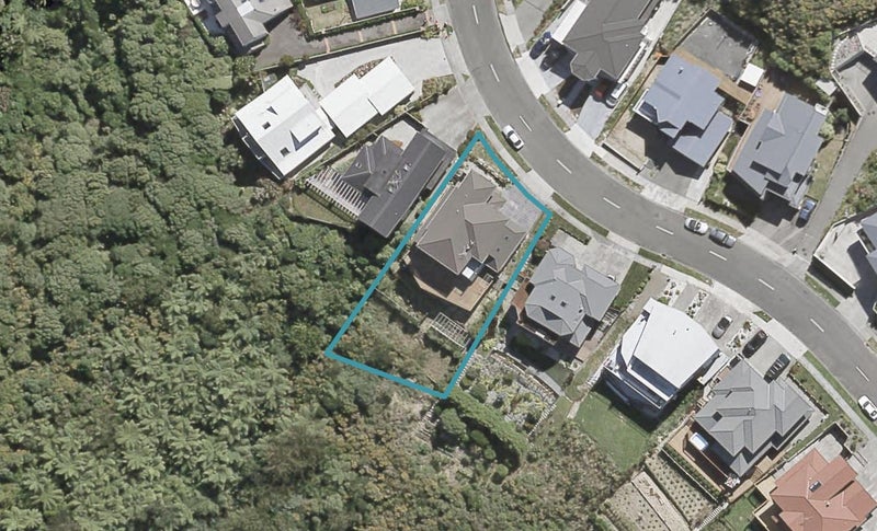 64 Cedar Street, Maungaraki, Lower Hutt - Carousel 1