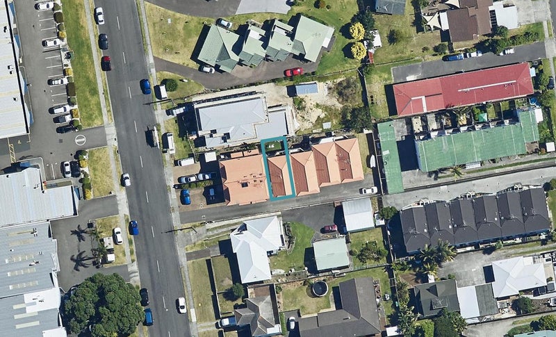 33C Tawa Street, Mount Maunganui, Mount Maunganui - Carousel 1