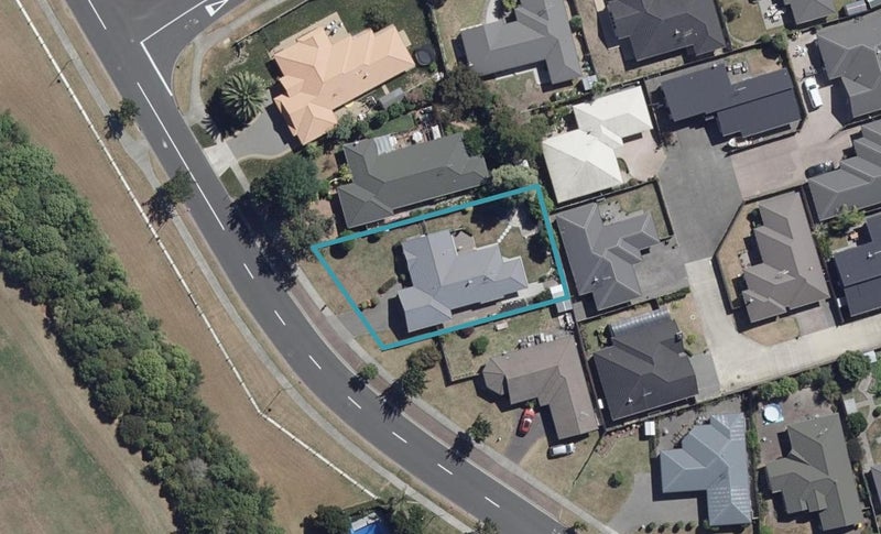 22 Callum Brae Drive, Rototuna, Hamilton - Carousel 1
