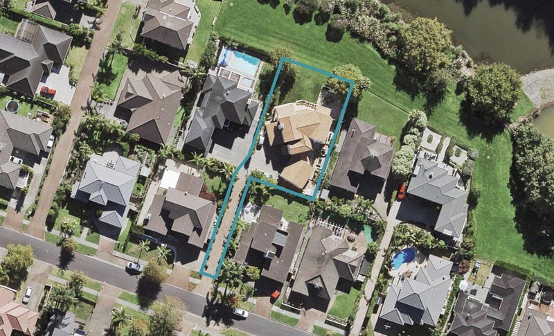 15 English Oak Drive, Schnapper Rock, Auckland - Carousel 1