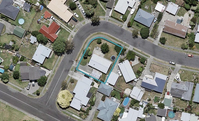 57 Robinson Crescent, Tamatea, Napier - Carousel 1