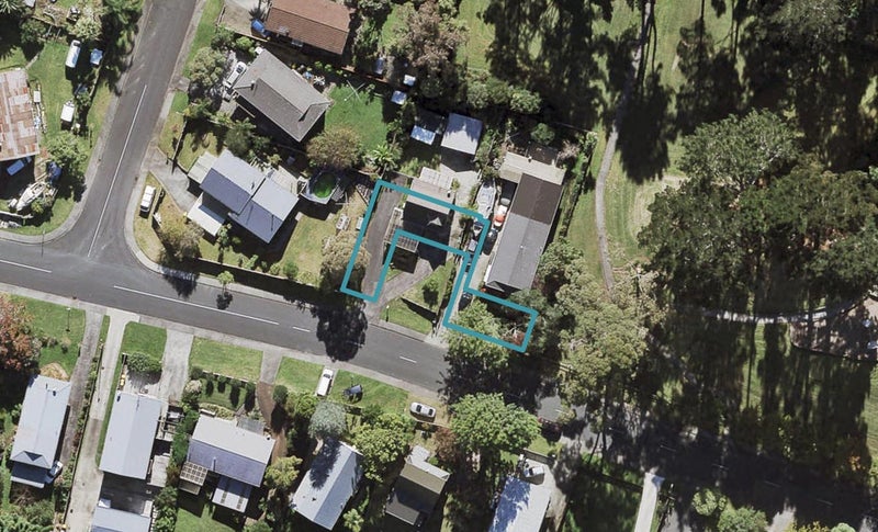 4/60 Kemp Road, Massey, Auckland - Carousel 1