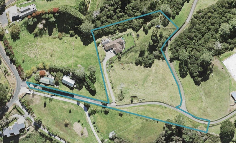 703A Ridge Road, Albany - Carousel 1