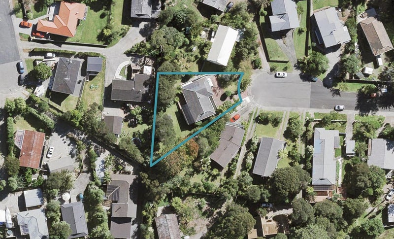 29 Annison Avenue, Glen Eden, Auckland - Carousel 1