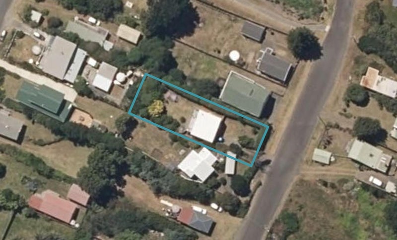 127 Kahukura Avenue, Waitarere Beach, Levin - Carousel 1