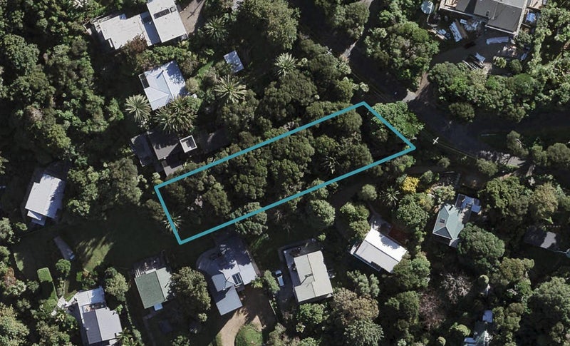 6 Matapana Road, Palm Beach, Waiheke Island - Carousel 1