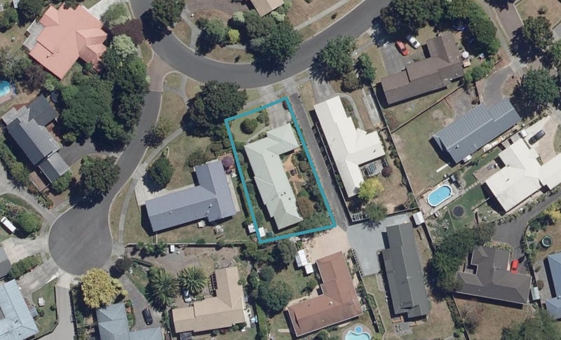 22 Meridian Place, Flagstaff, Hamilton - Carousel 1