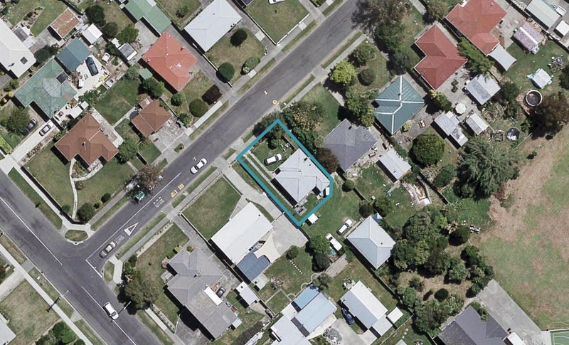 46 Bright Crescent, Maraenui, Napier - Carousel 1