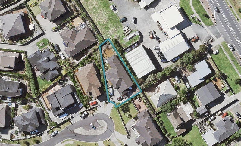 10 Deele Close, Pinehill, Auckland - Carousel 1