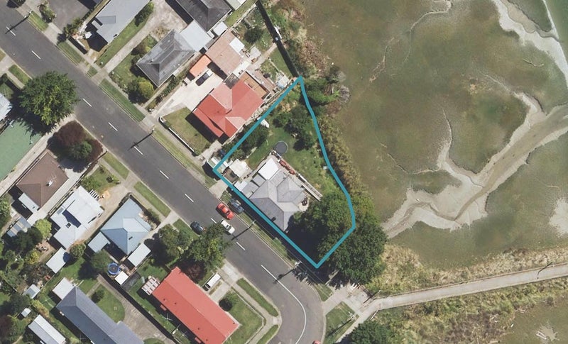 273 Aberdeen Road, Gisborne, Gisborne - Carousel 1