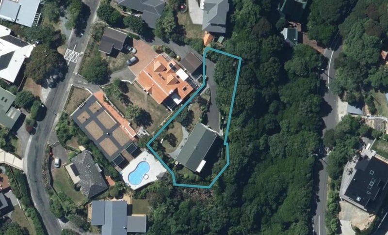 75A MOTUHARA RD, PLIMMERTON, PORIRUA - Carousel 1