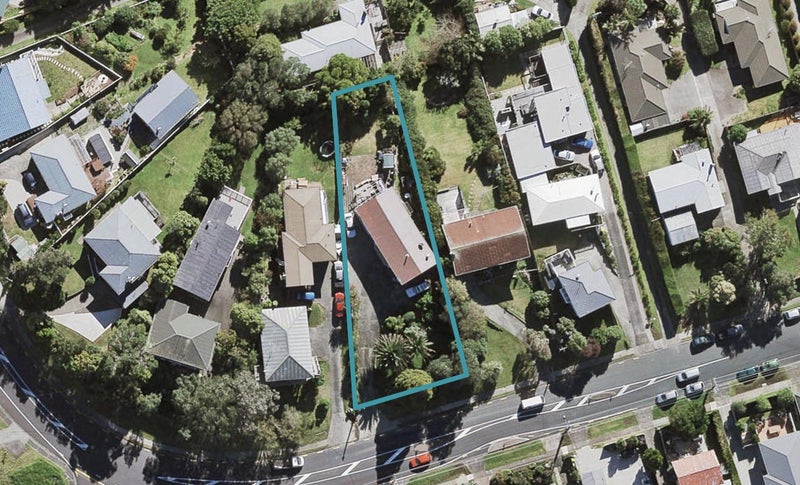 1/25 Roberts Road, Glenfield, Auckland - Carousel 1