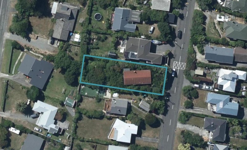 11 Herewini Street, Titahi Bay, Porirua - Carousel 1