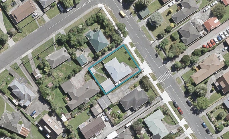 56 Glen Road, Stokes Valley, Lower Hutt - Carousel 1