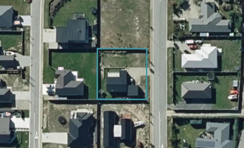 3 Hewson Crescent, Wanaka - Carousel 1
