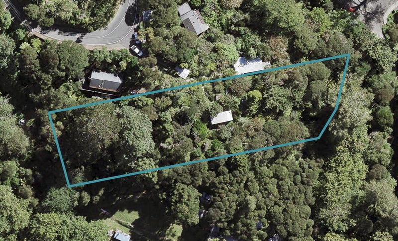 33 McEldowney Road, Titirangi, Auckland - Carousel 1