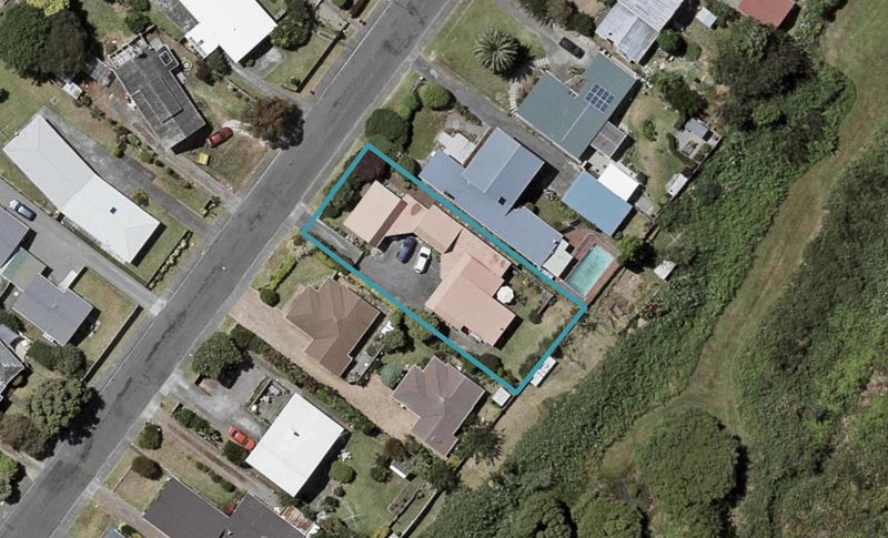 23 Teoti Street, Paraparaumu Beach, Paraparaumu - Carousel 1
