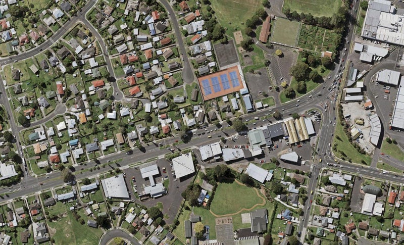 228 East Tamaki Road, Otara, Auckland - Carousel 1