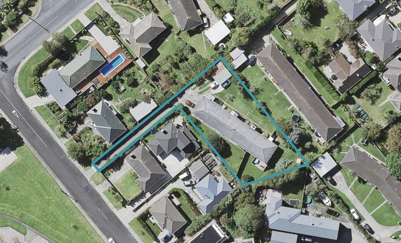 3/32 Wicklow Road, Narrow Neck, Auckland - Carousel 1