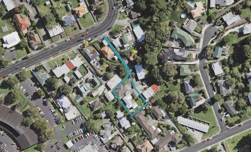 2/23A Hill Road, Hillpark, Auckland - Carousel 1