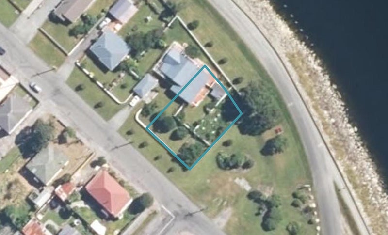 15 Collins Street, Blaketown, Greymouth - Carousel 1