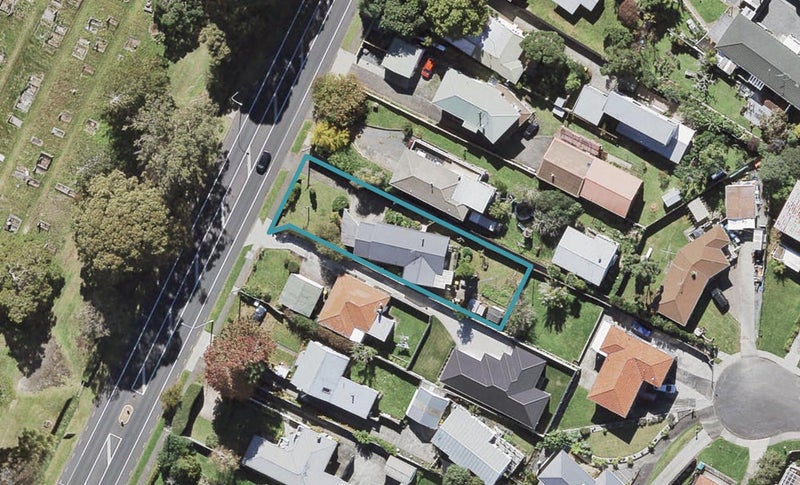 33A Glenview Road, Glen Eden, Auckland - Carousel 1