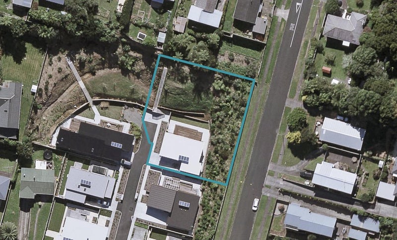 6 John Mana Way, Marfell, New Plymouth - Carousel 1
