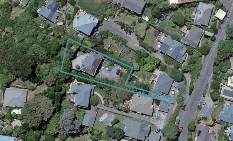 29A Nevay Road, Karaka Bays, Wellington - Carousel 1