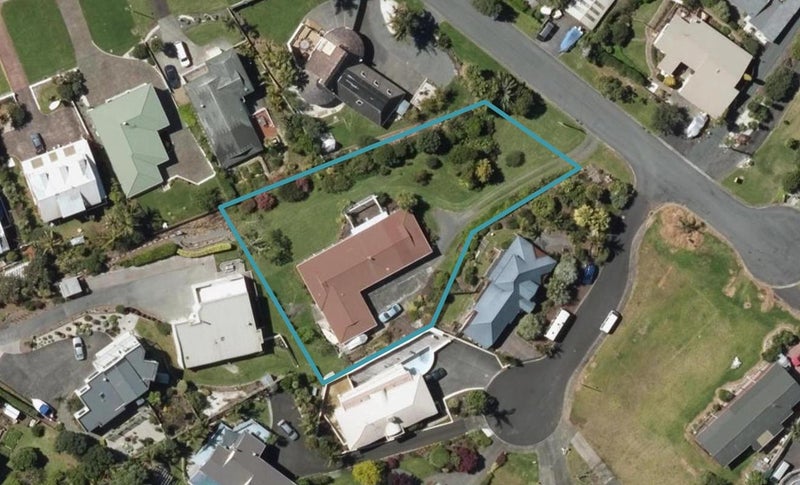 15 Johnson Street, Onerahi, Whangarei - Carousel 1