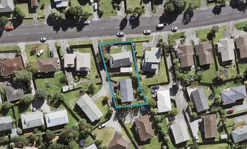 2/30 Barbados Drive, Unsworth Heights, Auckland - Carousel 1