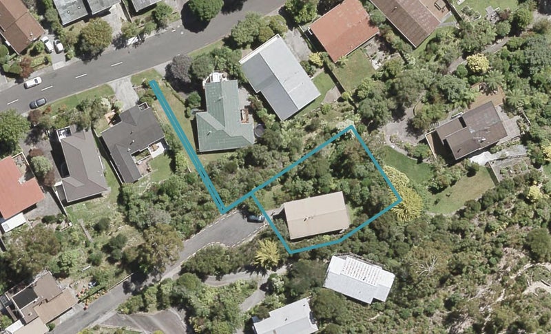 14 Hobbit Lane, Pinehaven, Upper Hutt - Carousel 1