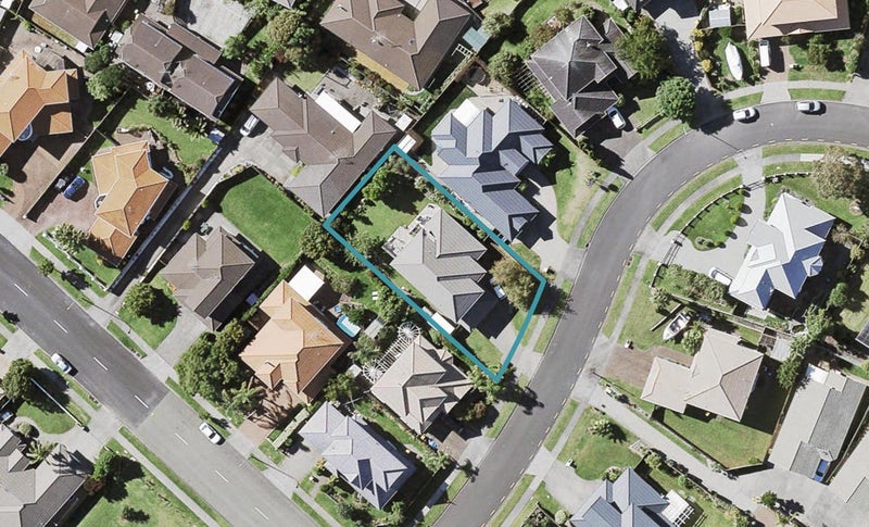 47 Rochester Crescent, Somerville, Auckland - Carousel 1