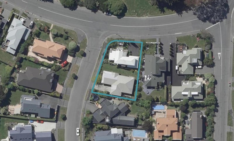 1 Basil Place, Mount Pleasant, Christchurch - Carousel 1
