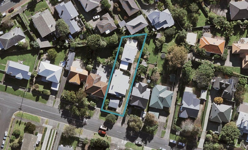 1/10 Clarke Road, Onehunga, Auckland - Carousel 1