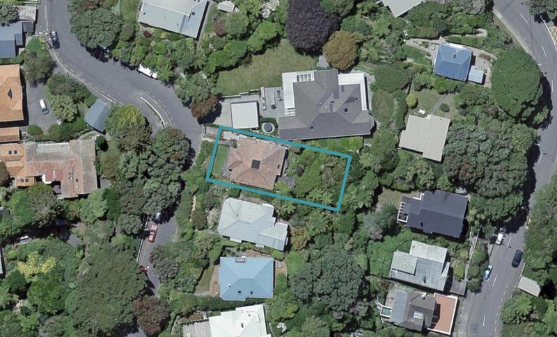 17 Moana Road, Kelburn, Wellington - Carousel 1