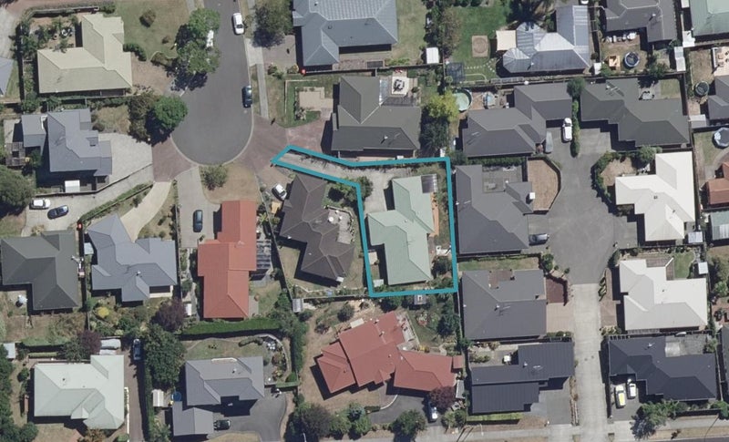 11 Chapel Hill, Rototuna, Hamilton - Carousel 1