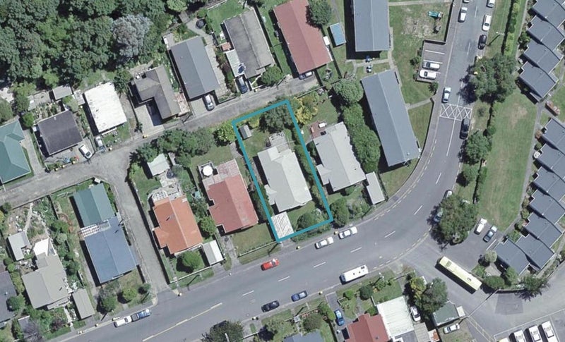 4 Ranelagh Street, Karori, Wellington - Carousel 1