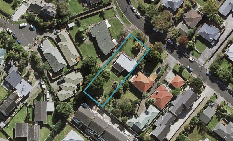 10 Ewenson Avenue, One Tree Hill, Auckland - Carousel 1