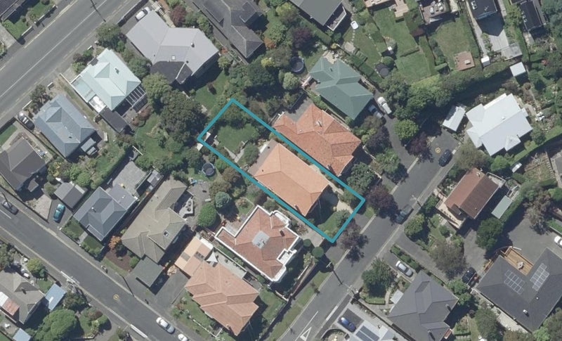 21 Pollock Street, Maori Hill, Dunedin - Carousel 1