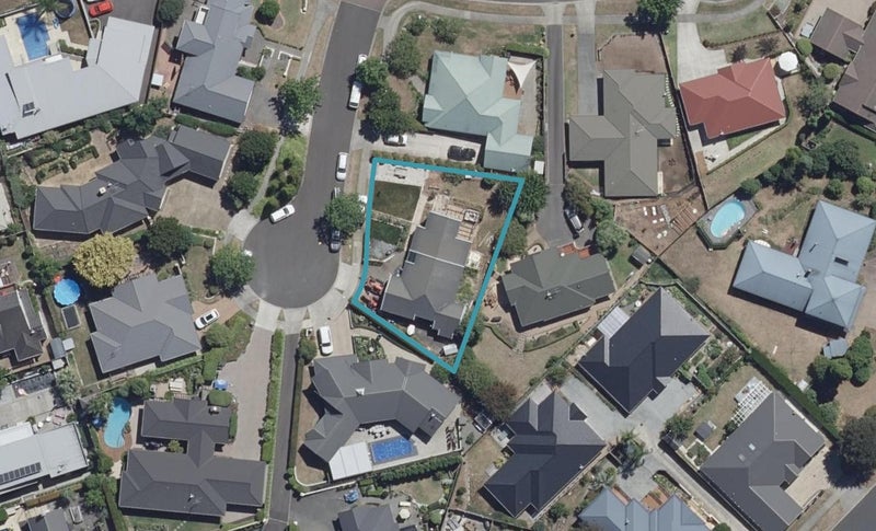 3 Windermere Rise, Rototuna, Hamilton - Carousel 1