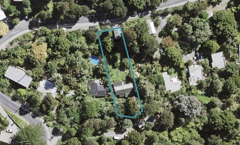 26 Laingholm Drive, Laingholm, Auckland - Carousel 1