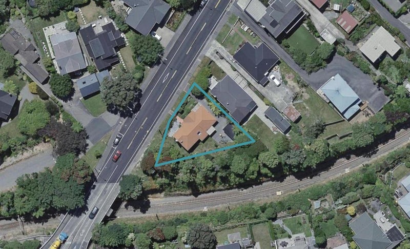 61 Box Hill, Khandallah, Wellington - Carousel 1