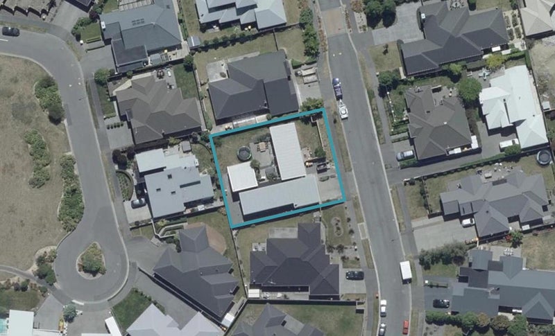 19 Foresters Crescent, Parklands, Christchurch - Carousel 1
