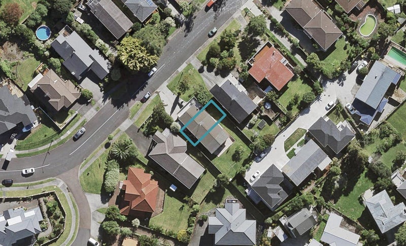 42B Velma Road, Hillcrest, Auckland - Carousel 1